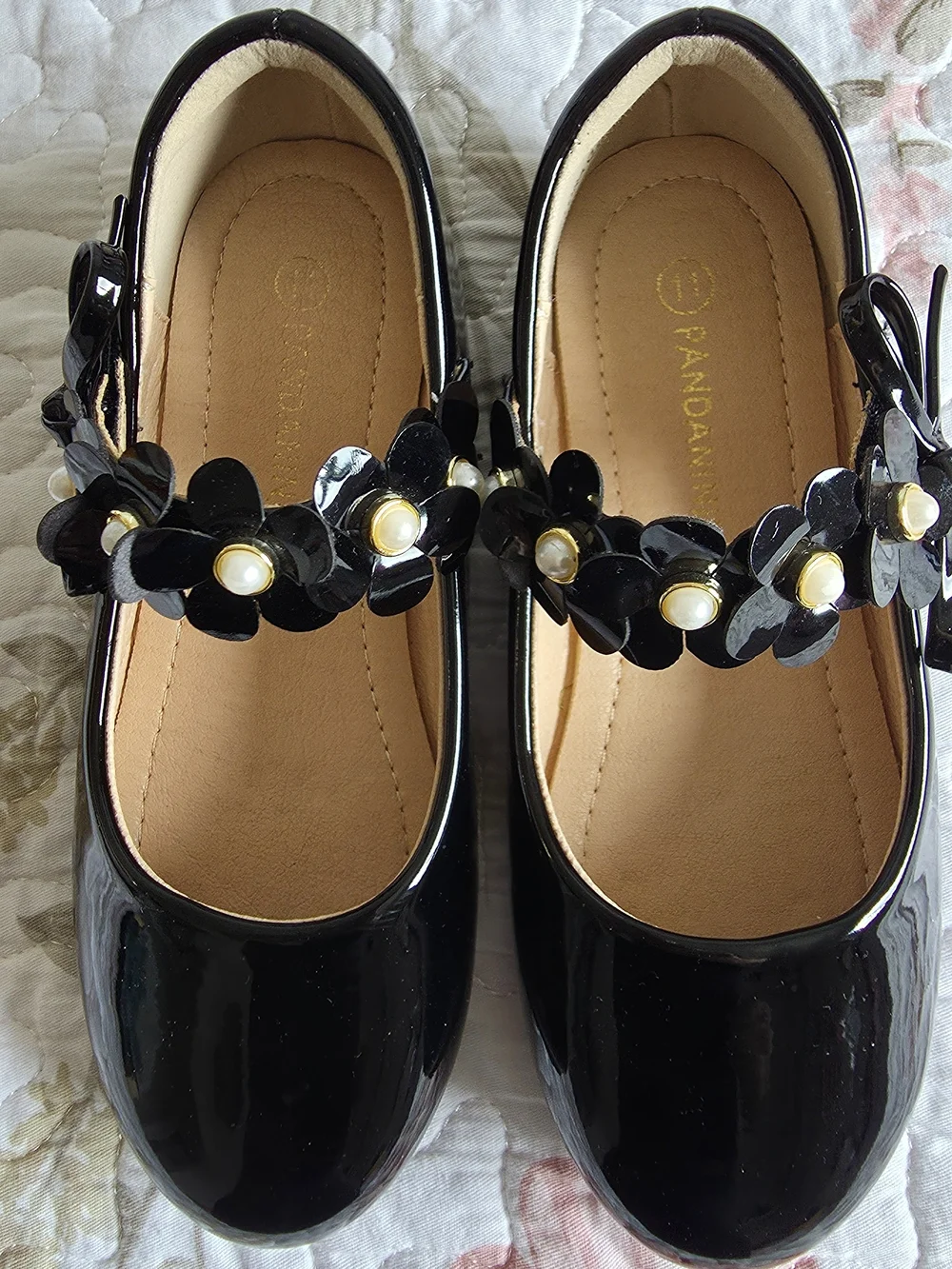 Girls' Black Patent Floral Pearl Mary Jane Dress Shoes